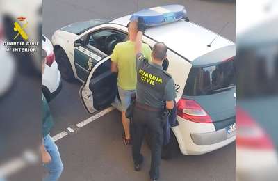 Two arrested for defrauding 26 victims of €25,000 in property rental scam in Tenerife