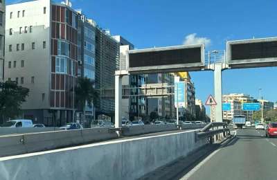 Chaos on the GC-1 motorway due to flooding and landslide