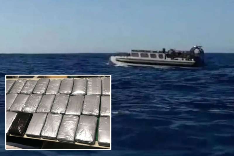 500 kilograms of cocaine found on an inflatable boat in the Canaries 