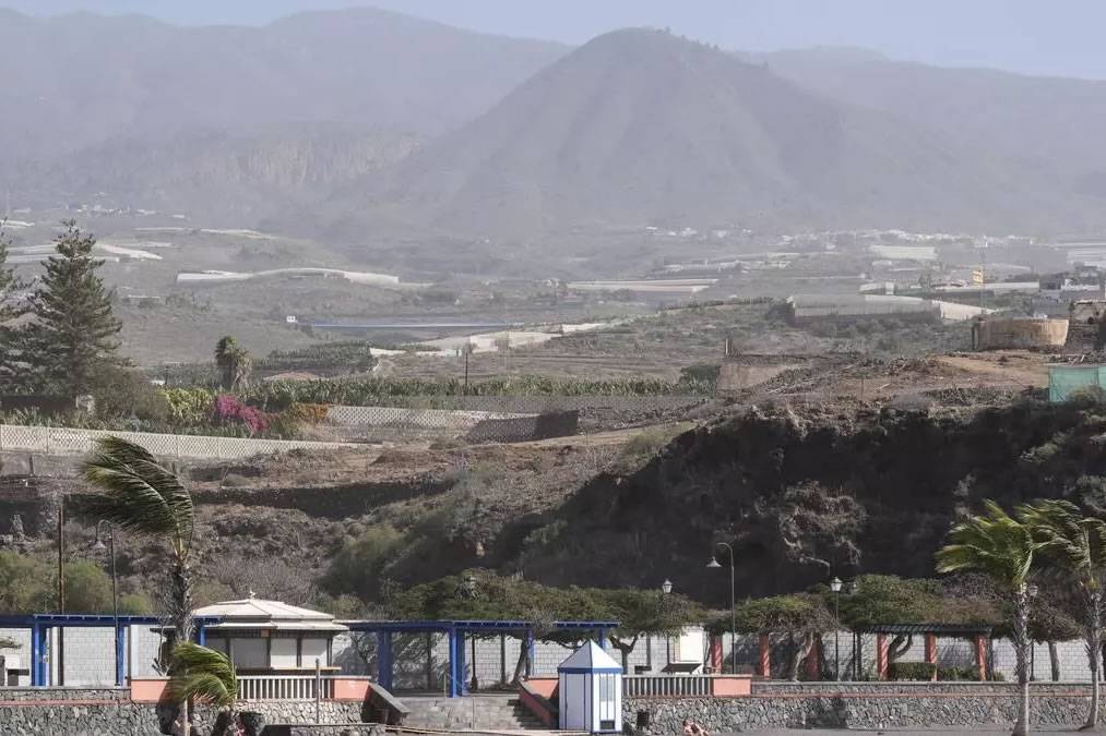 More calima this Wednesday in the Canary Islands getting thicker this afternoon