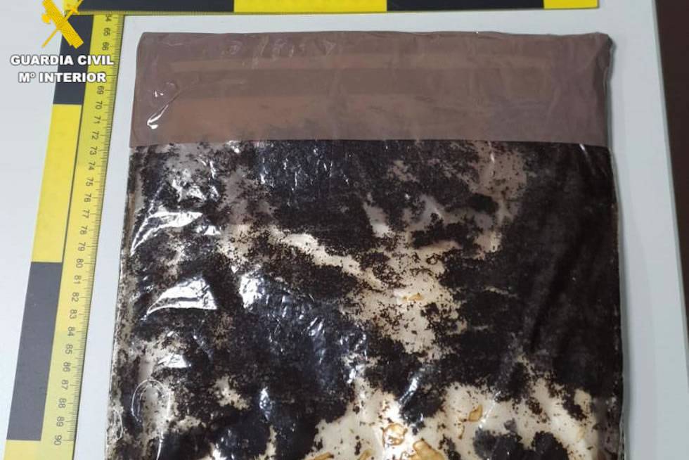 Woman arrested in Lanzarote with 800 grams of cocaine in her backpack