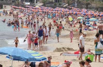 International tourist arrivals in the Canary Islands soar by 12.65% in December