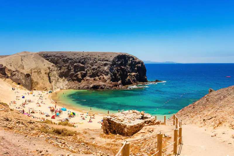 Travel agencies see increased bookings for Easter of 6% compared to 2023 