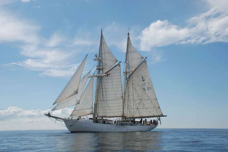 Swedish Warship docks in Tenerife for a quick stopover