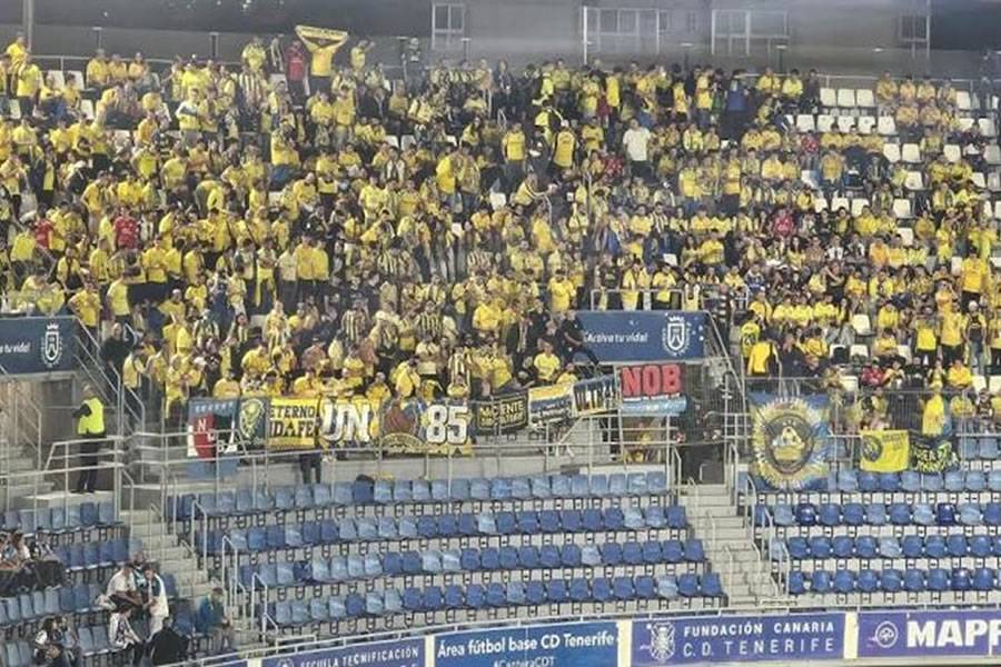 Las Palmas fan fined €80,000 and banned for 4 years after flare incident at derby match