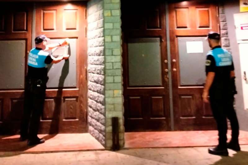 Police close popular nightclub after 38 teenagers found inside