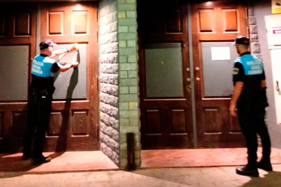 Police close popular nightclub after 38 teenagers found inside
