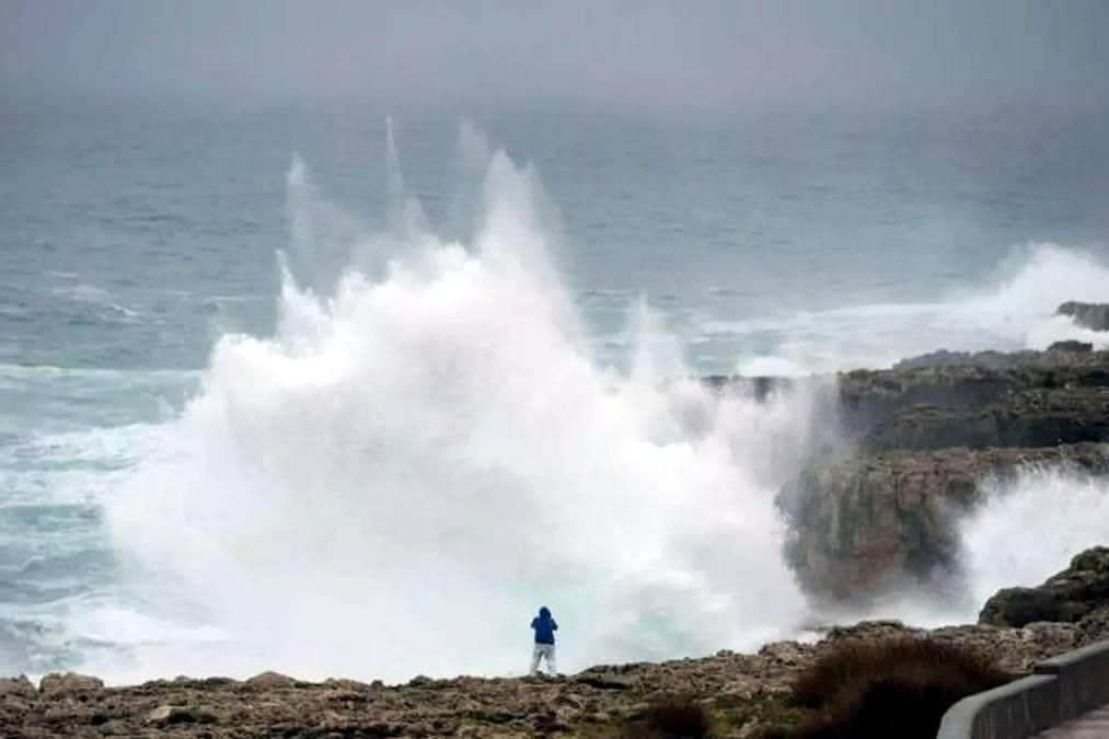 Government puts the Canaries on pre-alert for strong wind and dangerous sea conditions