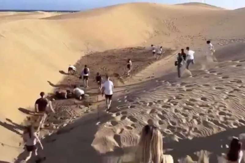 Outrage as influencer hides €1,000 prize in sand dunes and followers dig it up