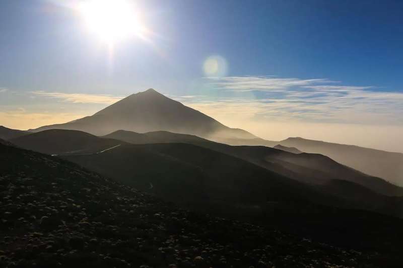 This winter is the first with no snow on Teide for 108 years