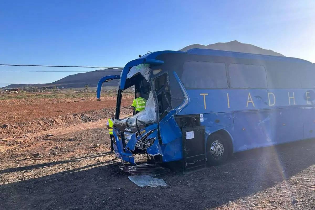 Bus crash in Fuerteventura: 27 people injured after it collided with two cars