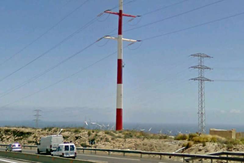 Cabildo announce TF-1 motorway closures for work on overhead powerlines
