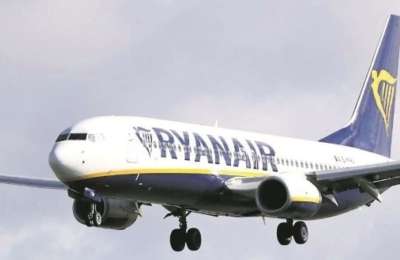 Emergency landing in Fuerteventura for medical treatment of a 4-year-old child