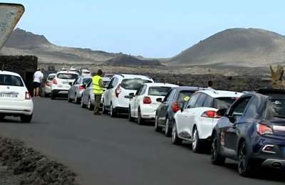 The Ministry of Tourism agrees with charging people to enter protected spaces such as Teide