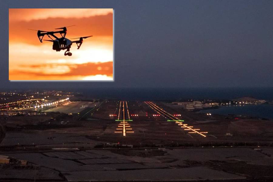Delays and diversions at a Canary Islands airport due to a drone