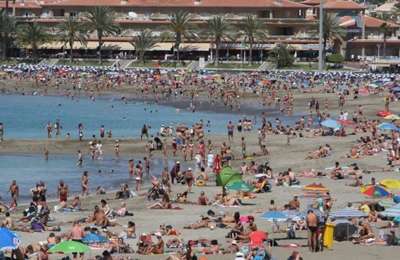 Government says data shows that the tourism situation is not as bad as people claiming