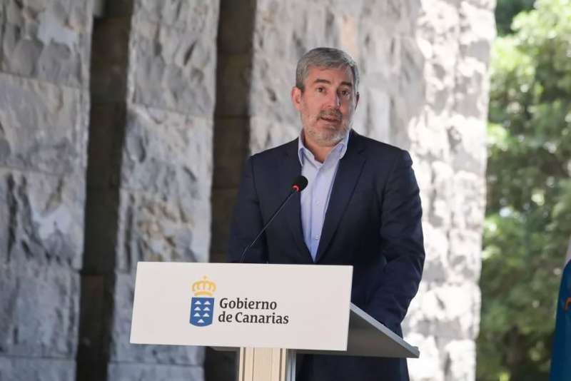 Canary Islands President confirms that he doesn't rule out a tourist tax