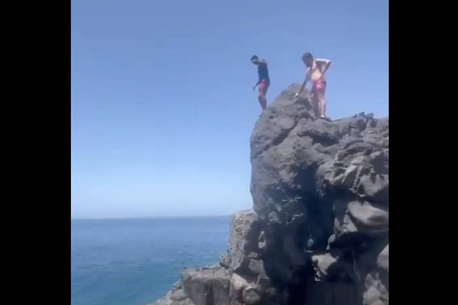 VIDEO: British tourist seriously injured jumping into one of Tenerife's most dangerous rock pools