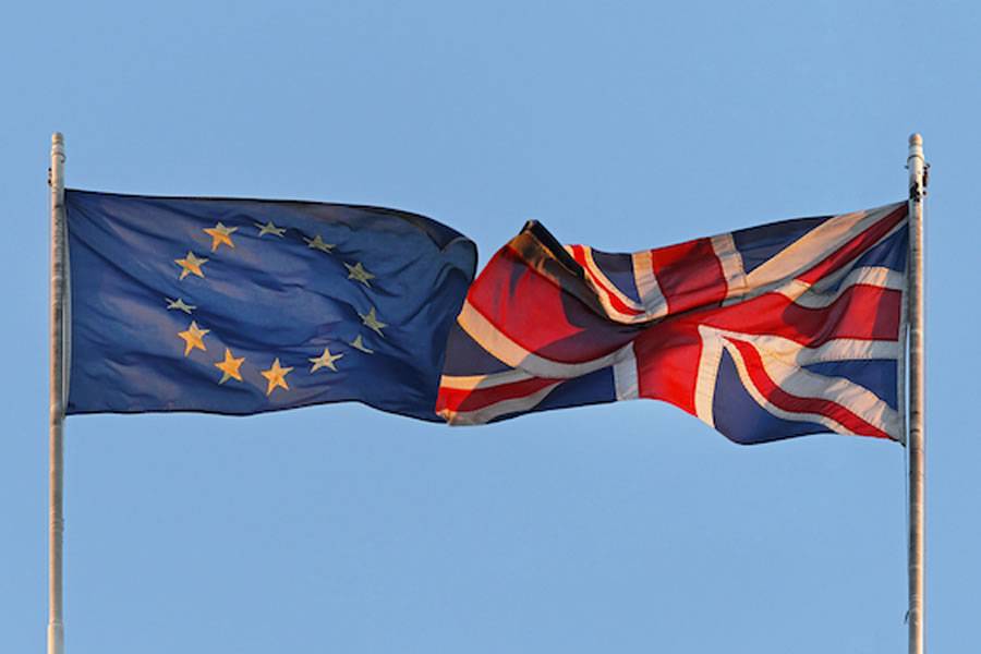 EU proposes a deal with the UK to make it easier for the under 30s to work abroad