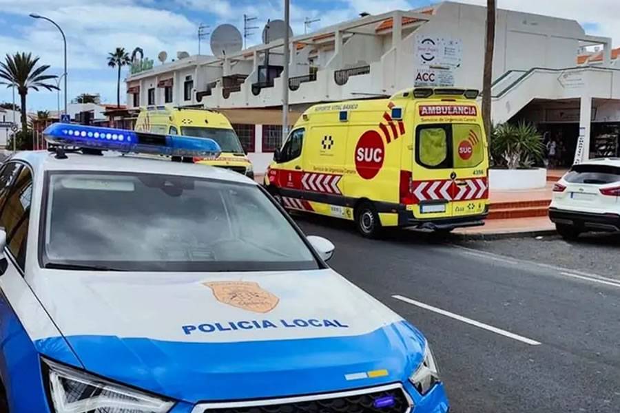Man drops dead in a shopping centre in the south of Tenerife