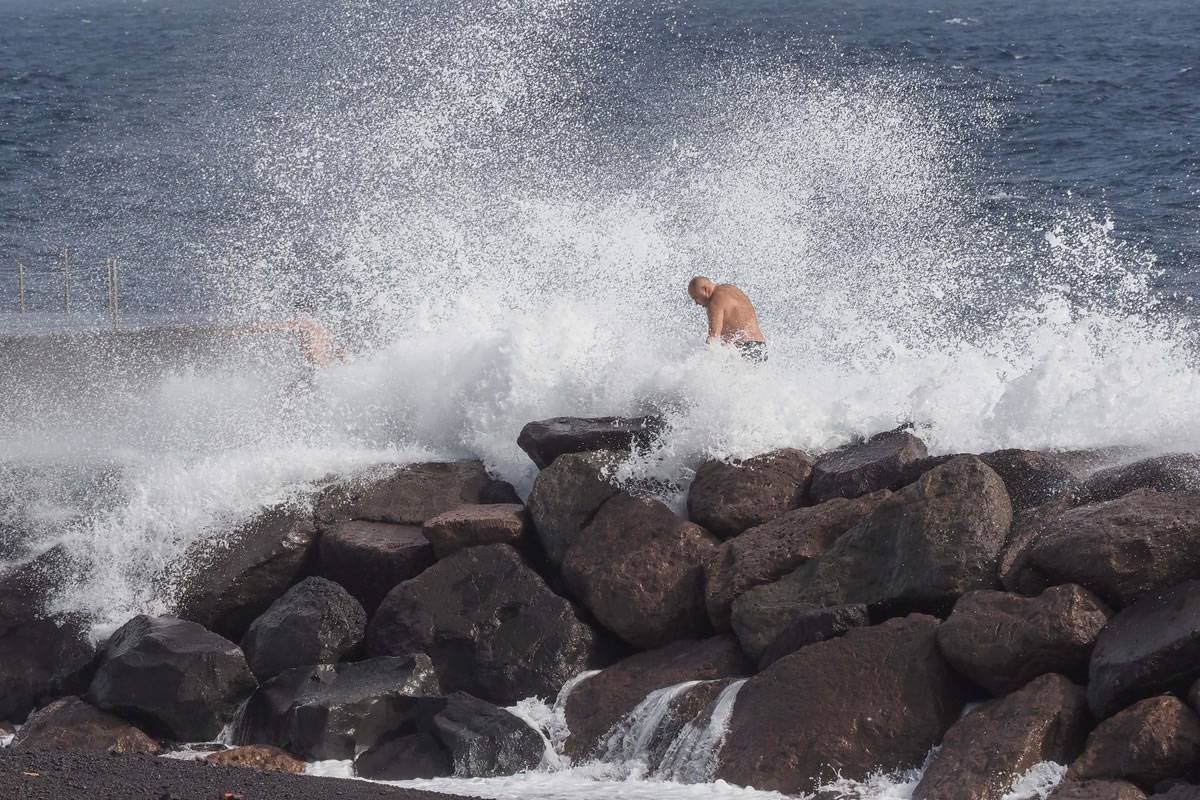 Five islands are on pre-alert for dangerous sea and coastal conditions