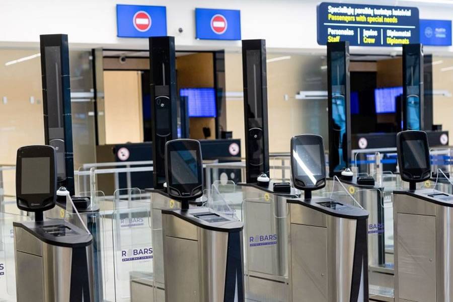 Brits with green residency cards advised to get TIE before EU Entry/Exit System is launched