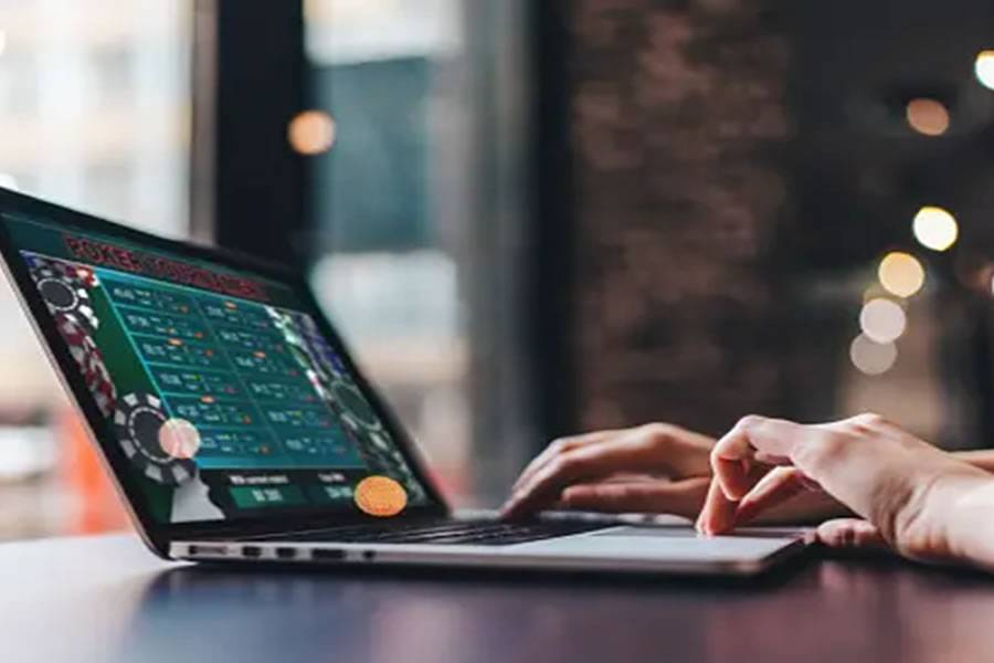Unveiling the winning tactics: Excelling in online gaming challenges