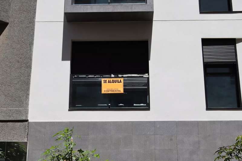 Renting an apartment in the Canary Islands costs 137% more than 10 years ago