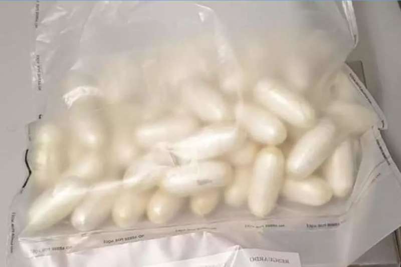 Passenger arrested at Canaries airport for smuggling cocaine inside body