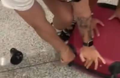 VIDEO: Passenger rips wheels off suitcase to avoid €70 Ryanair baggage charge