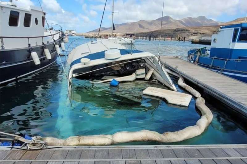 Suspect arrested for deliberately sinking a boat at Morro Jable Pier