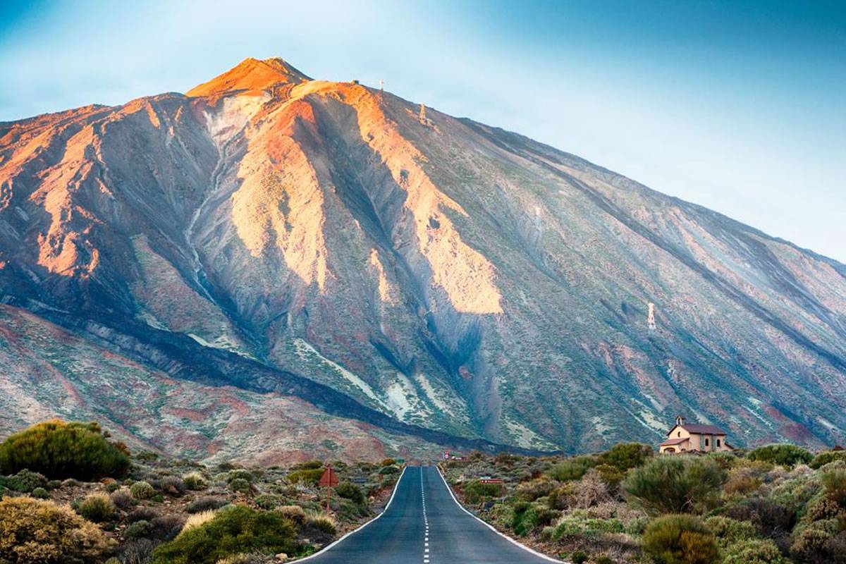 Seismic swarm detected in the Cañadas del Teide crater in Tenerife