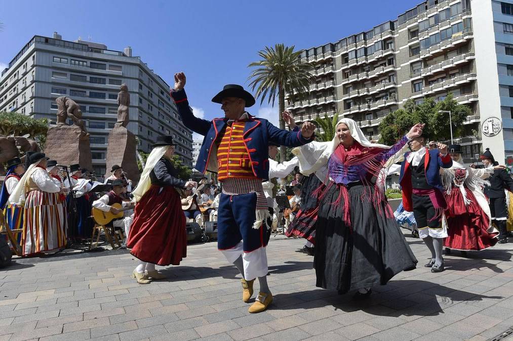 Feliz Día de Canarias… Happy Canary Islands Day