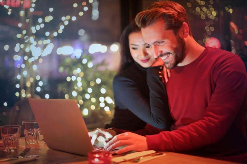 Tips for adapting your strategy for online poker 