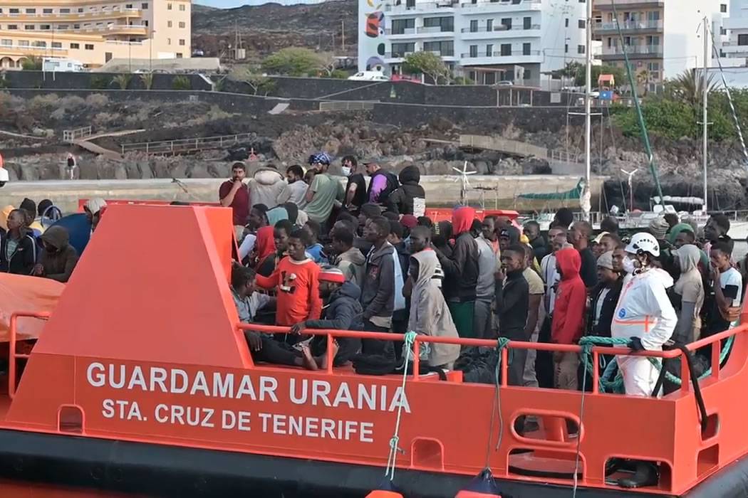 516 migrants rescued in the last 24 hours with 1 dead and 10 missing