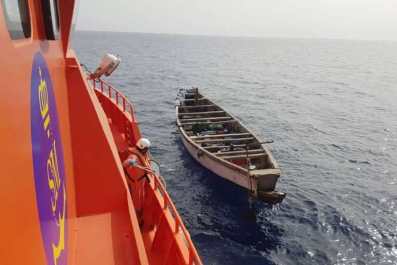 50 people die in one boat trying to get to the Canary Islands