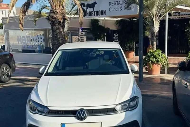Two young British girls found ‘abandoned’ in a rental car in Los Cristianos