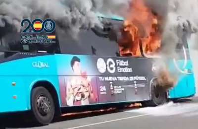 VIDEO: Passengers escape unharmed from bus fire in Gran Canaria