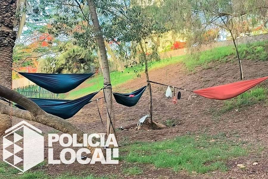 Police evict four tourists camping in a Tenerife park