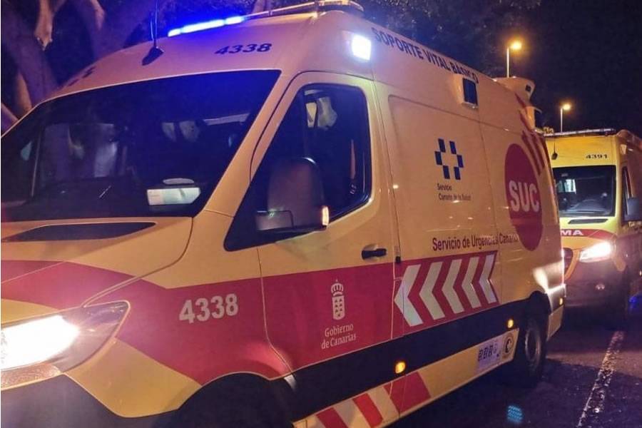 Holidaymaker in critical condition after falling from balcony in the south of Tenerife
