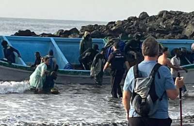 Drama as a boat with 65 people, including a baby onboard, arrives at Las Burras Beach
