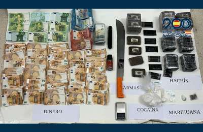 Four staff arrested for selling drugs in a restaurant in the south of Tenerife