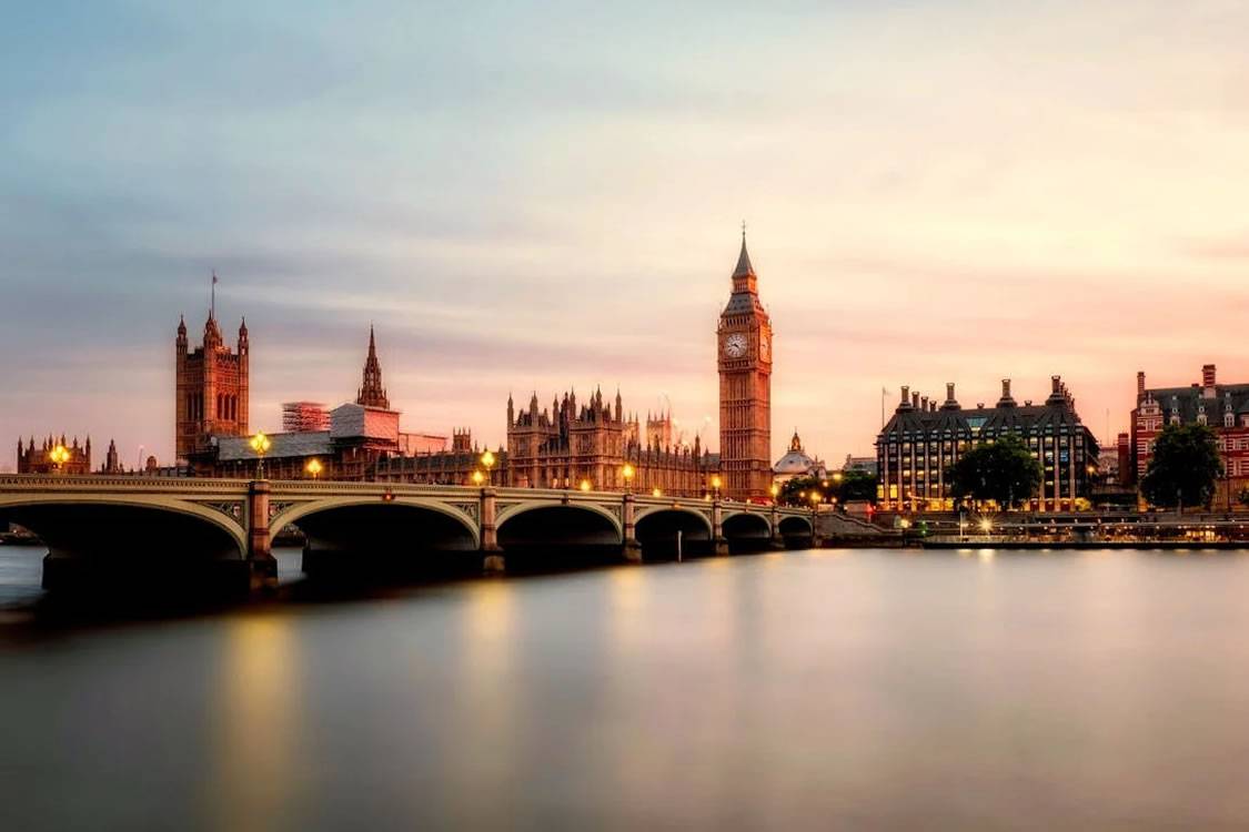 8 helpful travel tips for London first-timers