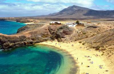 How to start a travel blog to share your adventures in the Canary Islands