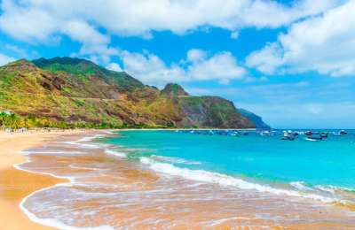 Why Play Online Casino Games During Your Canary Islands Visit