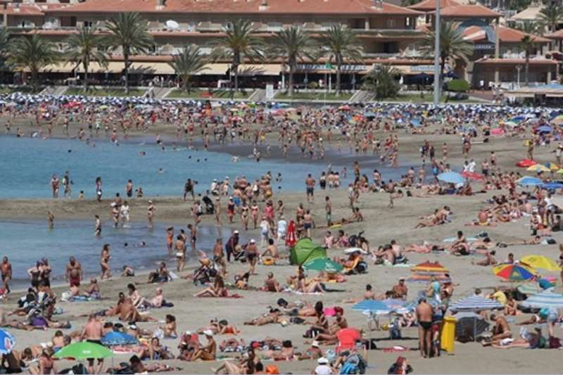Record tourist numbers in the Canary Islands for June
