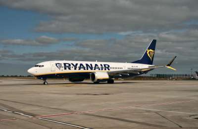 Ryanair flight returns to Lanzarote due to a technical problem on board