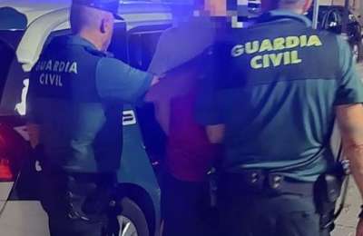 Man arrested for robbing three homes while occupants were asleep inside