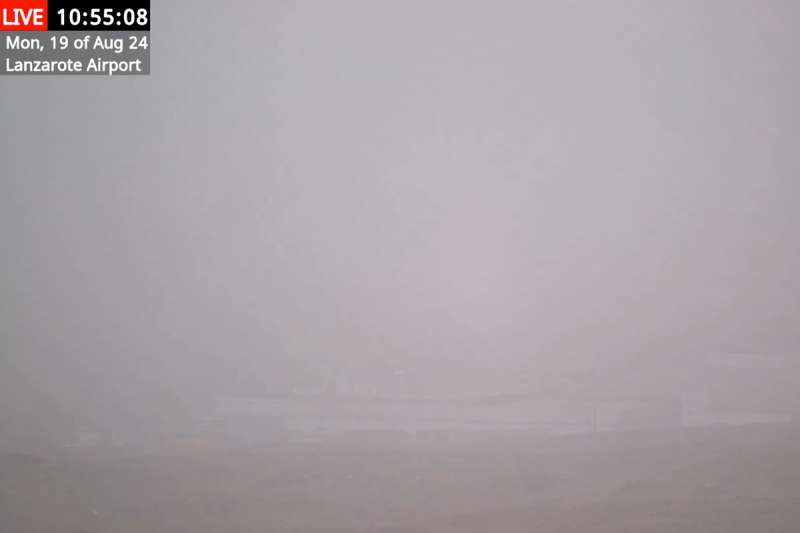 LATEST: All flights to and from Lanzarote airport suspended due to dense haze and calima