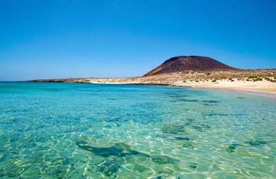 Effortless travel planning: How to organise a quick getaway to the Canary Islands 